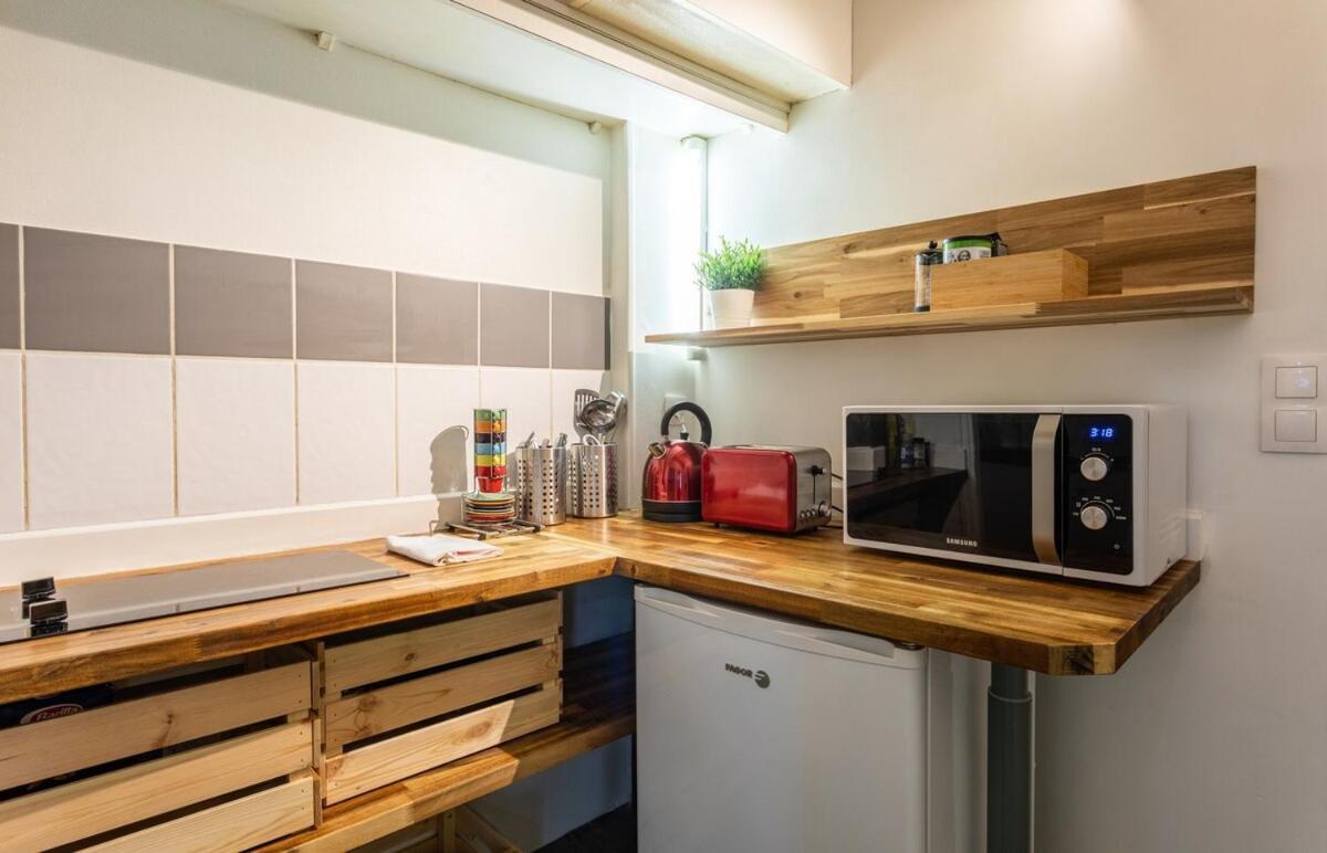 Leperdit - Bel Appartement De Charme - Hypercentre Rennes Zewnętrze zdjęcie